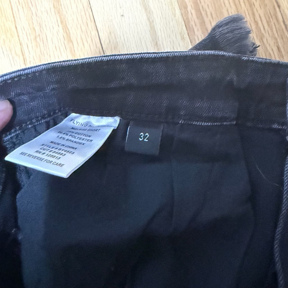 Women's Flying Monkey Black Distressed Jean Shorts Size 32 SKU636 - Picture 4 of 5